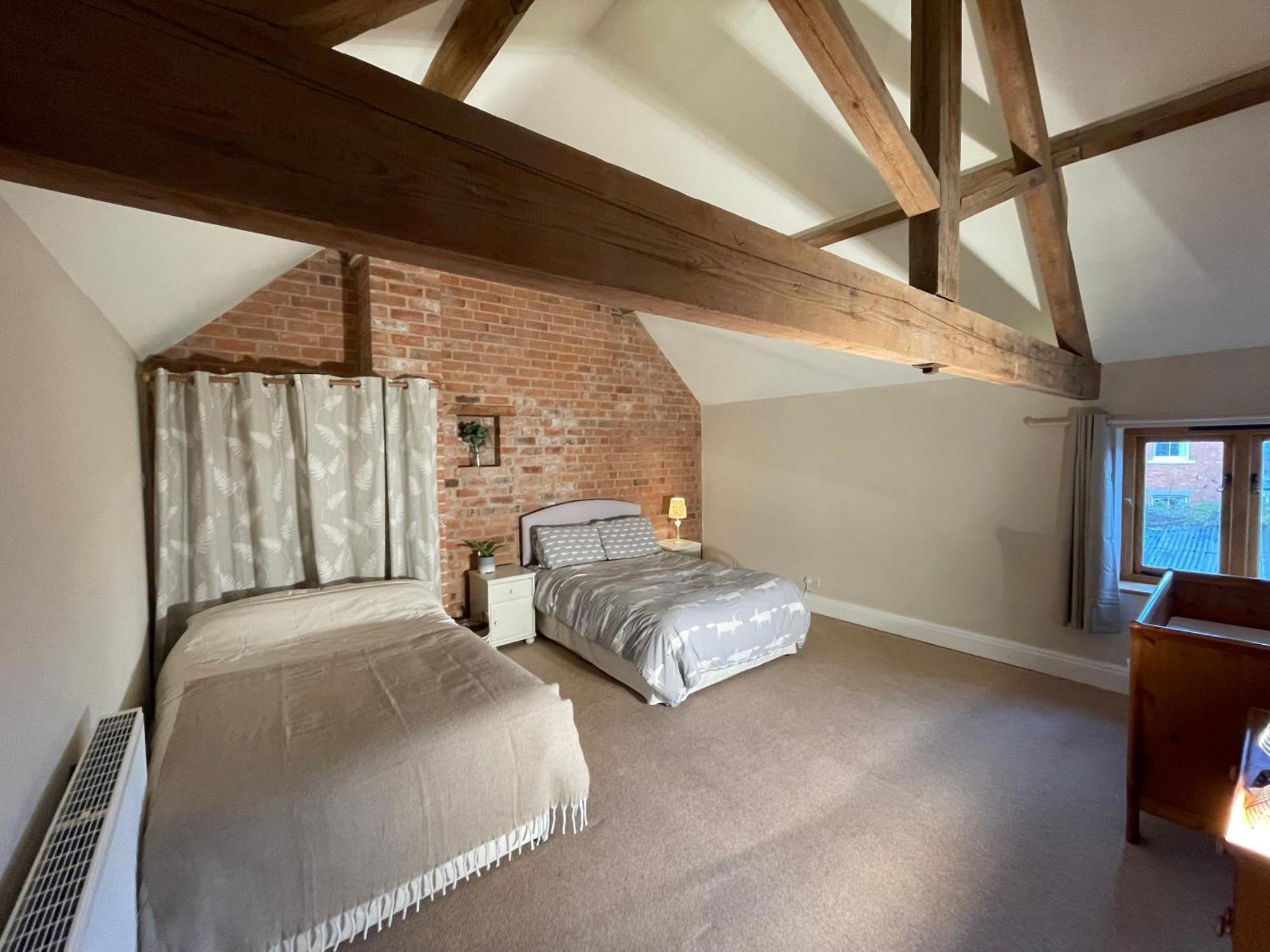 Holiday home Stunning Rural Barn Conversion Worcester